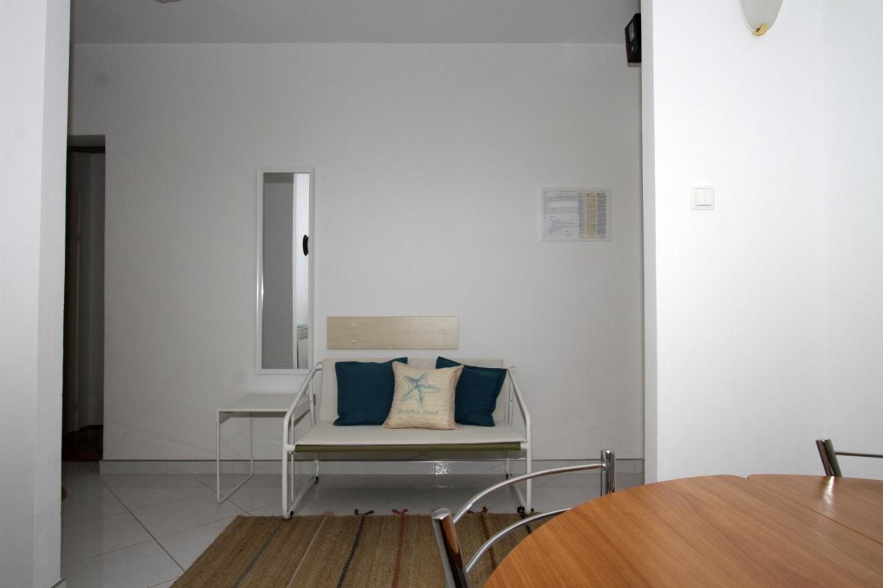 Apartments By The Sea Trogir - 11895 エクステリア 写真